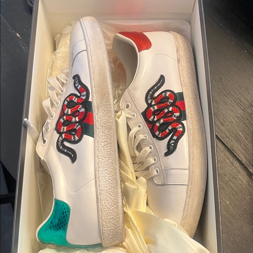 Gucci White Sneakers with Teal and Red Accents